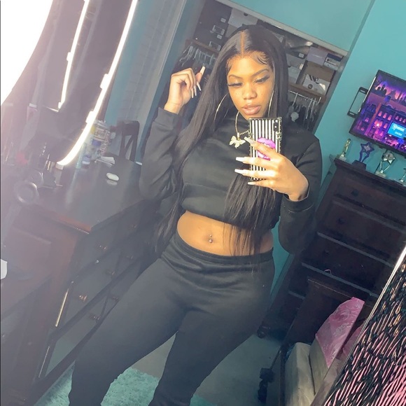 Meet your Posher, Johnae - Picture 1 of 1